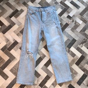 Gap high waist straight jeans. 1% elastin